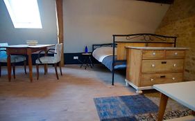 Les Noyers